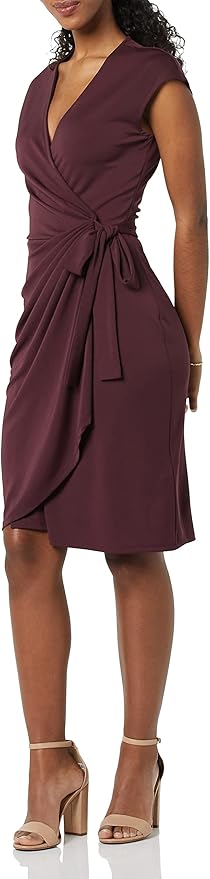 Vestido Cruzado clásico con Mangas Casquillo